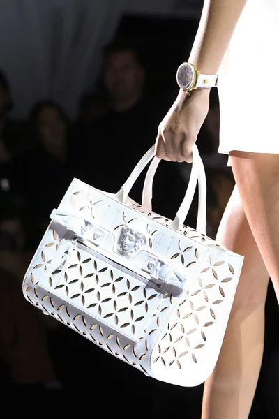 Look 36